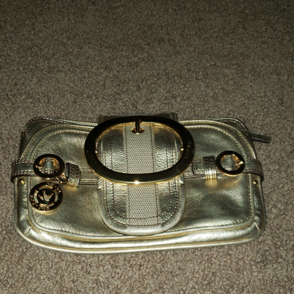 Juicy Couture clutch purse